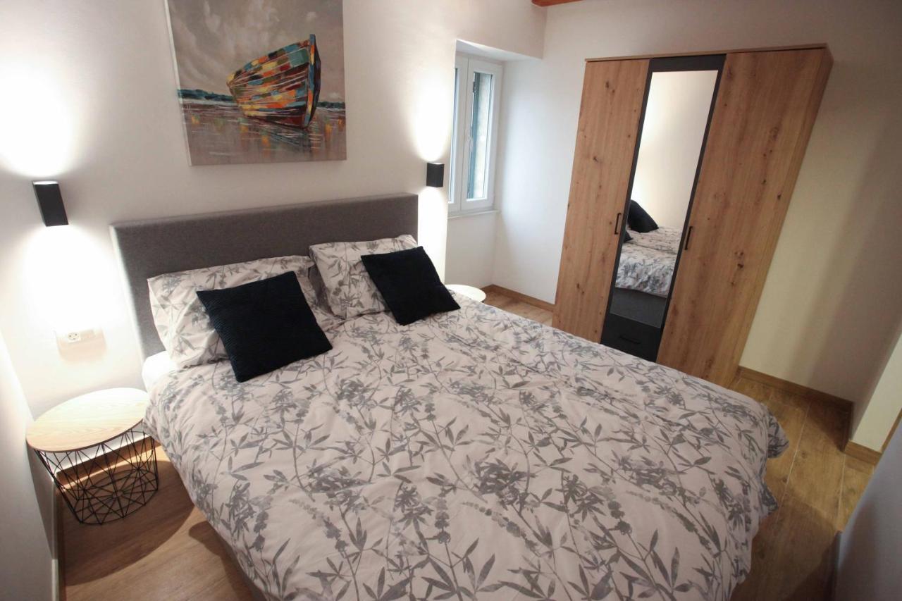 New Split Central Apartments Jakov & Niko Ngoại thất bức ảnh